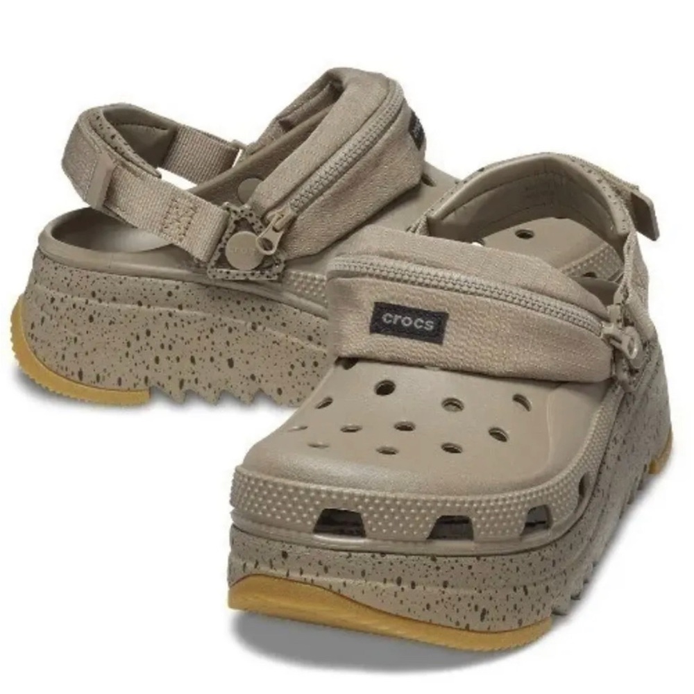 ISO Crocs Festival Xscape Khaki !!!